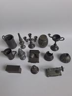 13 tinnen miniaturen, Ophalen