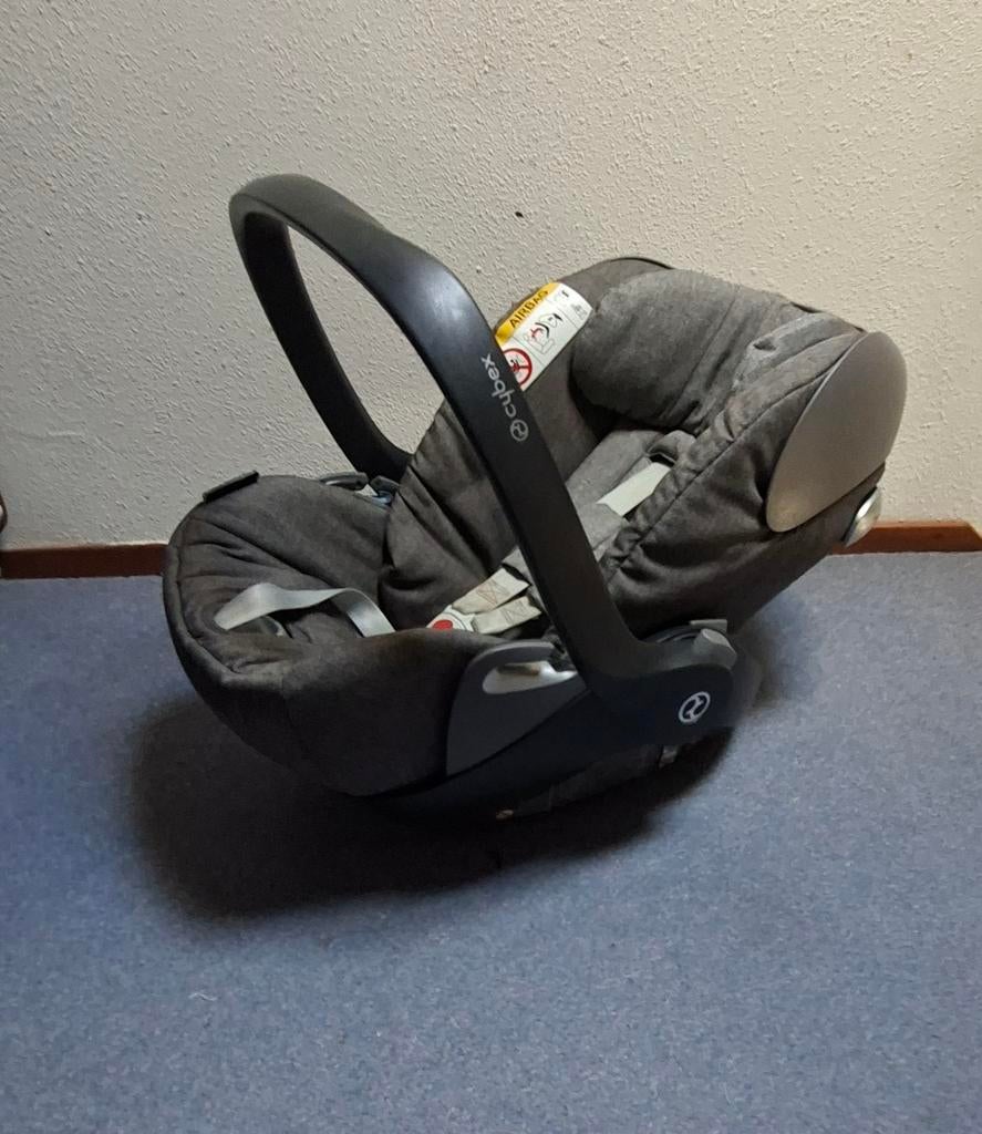 Cybex Cloud Q autostoeltje Manhattan Grey (0-13 kg), Ophalen