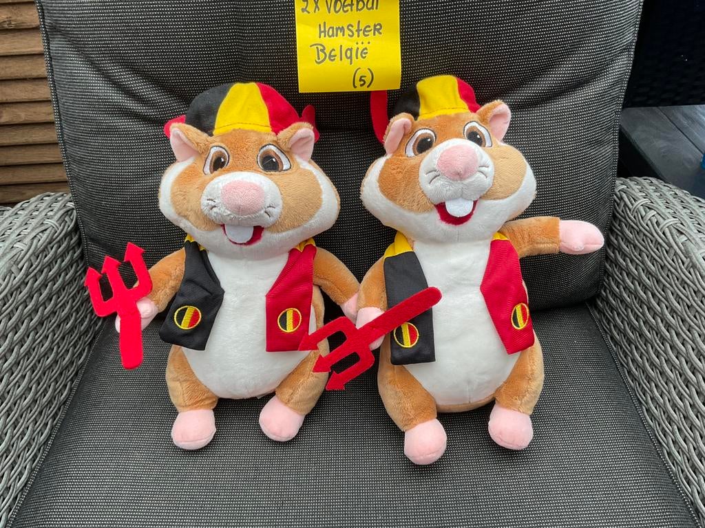 2 nieuwe zgan Belgische voetbal Hamsters Albert Heijn, Verzamelen, Albert Heijn, Ophalen