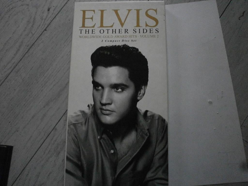 elvis 2 cd box the other sides volume 2 met boek, Ophalen of Verzenden, Zo goed als nieuw