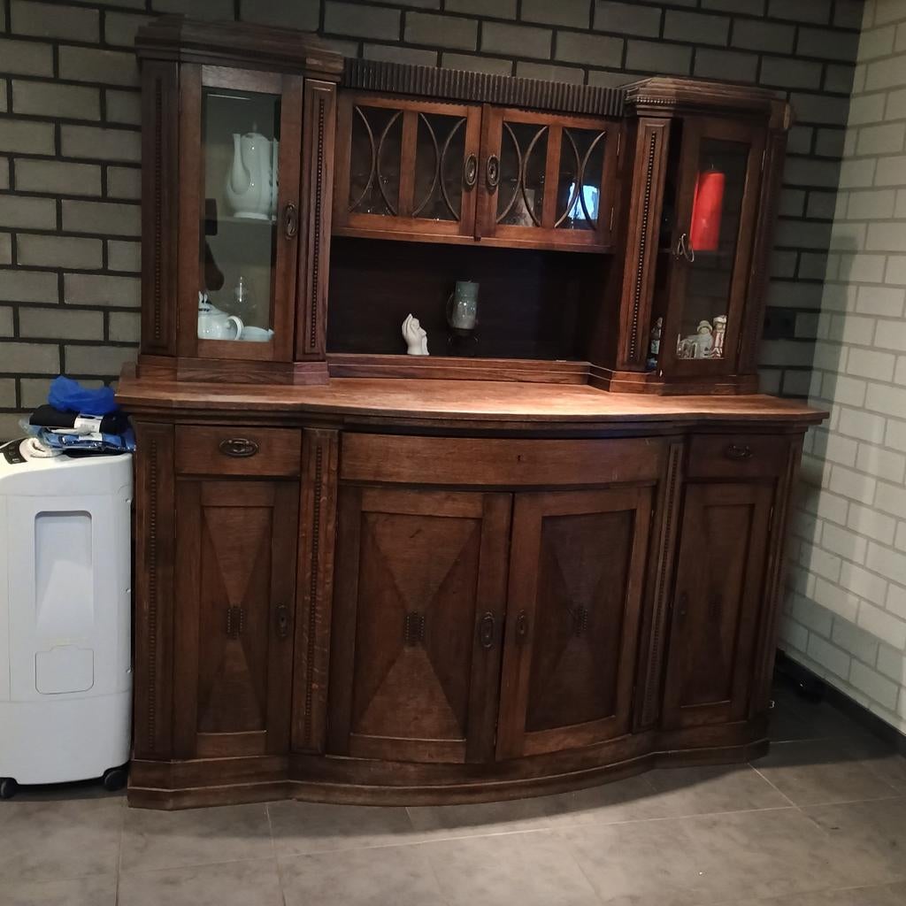 Dressoir., Gebruikt, Met deur(en), 150 tot 200 cm, Eikenhout