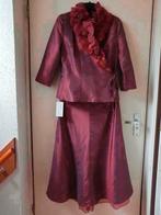bordeaux elegante feestKostuum  cocktailkostuum  maat 40/42, Ophalen of Verzenden, Nieuw, Rood, Overige typen
