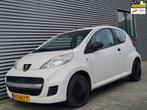 Peugeot 107 1.0-12V XR 3drs 11-2010 Blanc Glacier, Voorwielaandrijving, Euro 5, Stof, Zwart