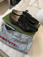 Prada zwarte lakleer lage schoenen ORIGINEEL !, Kleding | Dames, Verzenden, Zo goed als nieuw, Instappers, Zwart