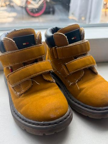 Tommy Hilfinger schoenen kind beschikbaar voor biedingen