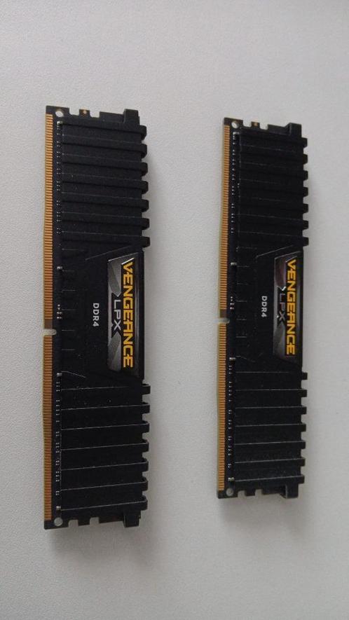 DDR4 32 GB RAM Corsair Vengeance 3000Mhz, Computers en Software, RAM geheugen, Zo goed als nieuw, Desktop, 32 GB, DDR4, Ophalen of Verzenden