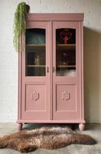 Antiek vintage vitrinekast restyled, Met deur(en), 100 tot 150 cm, Ophalen of Verzenden, Zo goed als nieuw