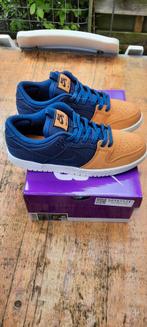 Nike SB Dunk Low Pro 90s Backpack - Maat 43 - Nieuw, Ophalen of Verzenden, Nieuw, Nike, Sneakers of Gympen
