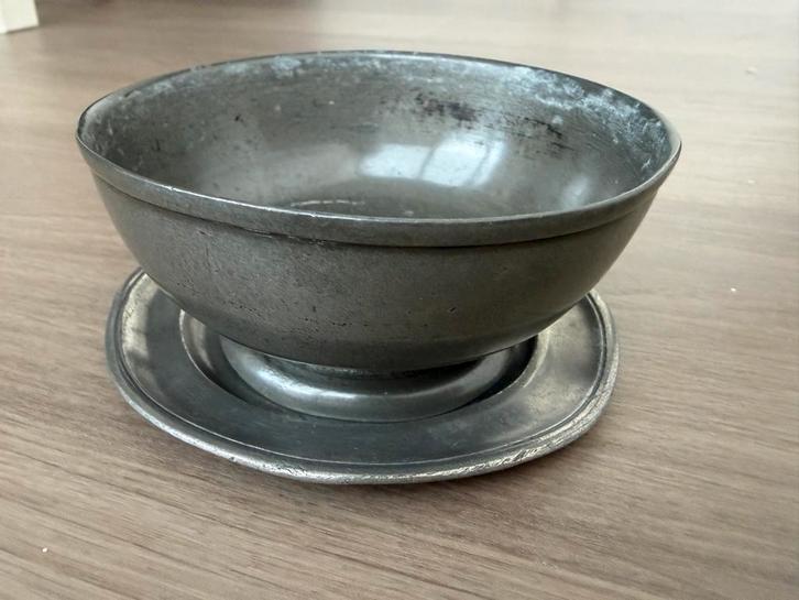 Antieke Tinnen Kom met Schotel, Antiek en Kunst, Antiek | Tin, Ophalen of Verzenden