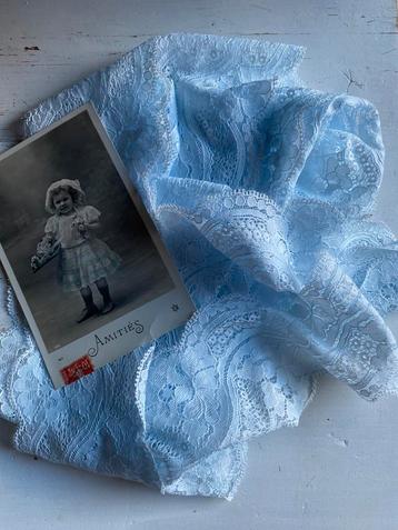 Vintage breed tule kant 3m beschikbaar voor biedingen