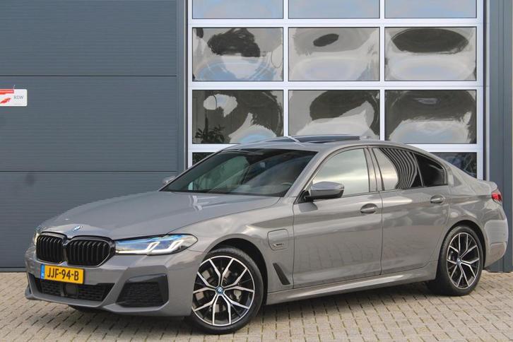 BMW 5-serie 530e M-Sport Shadow | Laser | Pano | HK | HUD |, Auto's, BMW, Bedrijf, Te koop, 5-Serie, ABS, Achteruitrijcamera, Adaptive Cruise Control