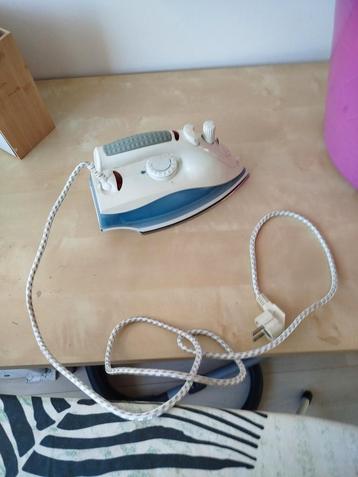 Strijkijzer beschikbaar voor biedingen