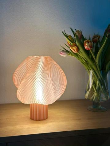 3D print Lamp ijsje vorm beschikbaar voor biedingen