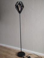 Eglo Carlton vloerlamp, Huis en Inrichting, Lampen | Vloerlampen, Ophalen, Zo goed als nieuw, Metaal, 150 tot 200 cm