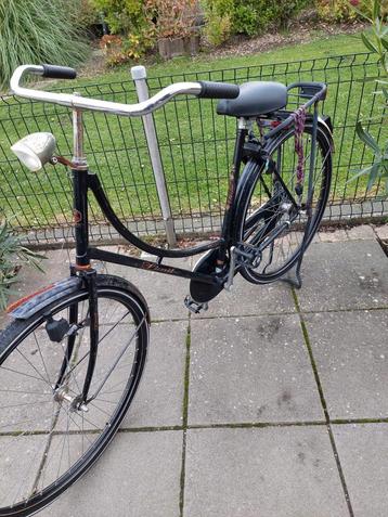 Opoe fiets in prima staat beschikbaar voor biedingen