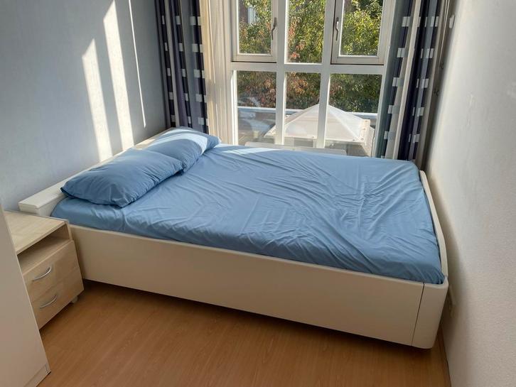 Auping Tweepersoonsbed - Comfortabel en Stijlvol!, Huis en Inrichting, Slaapkamer | Bedden, Zo goed als nieuw, Tweepersoons, 160 cm