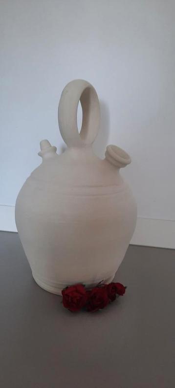 Spaanse Handgemaakte Waterkruik beschikbaar voor biedingen