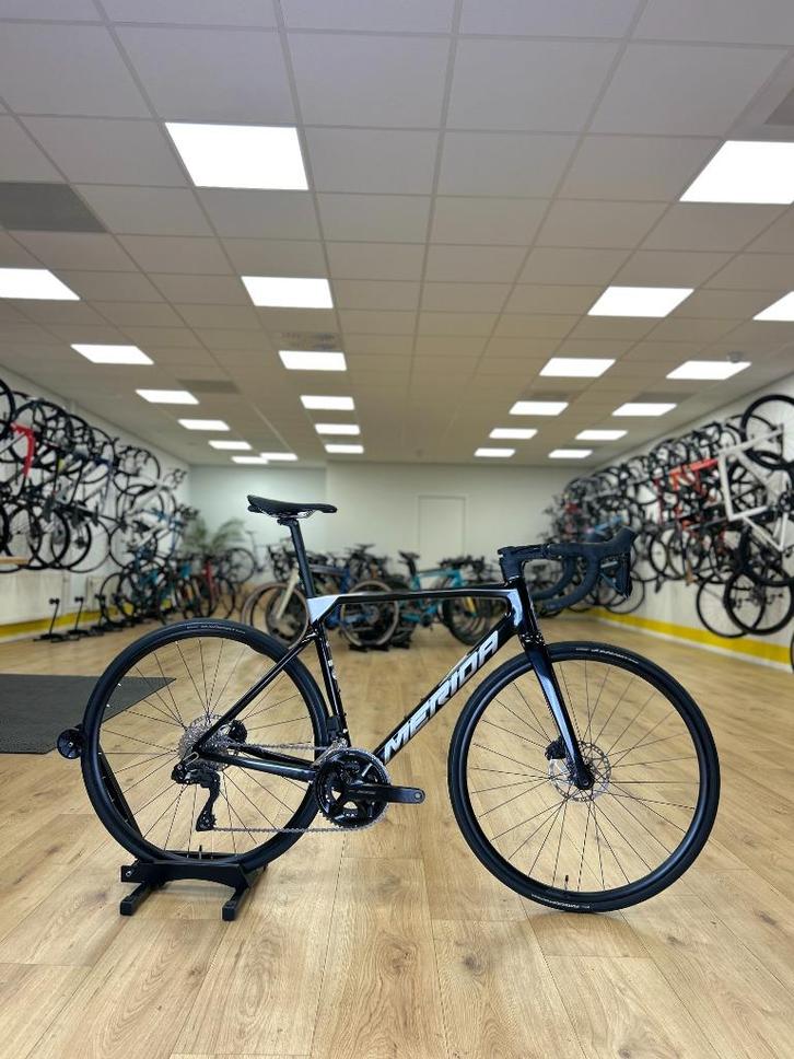 250km Merida Scultura 6000 Di2 Carbon Racefiets, Sport en Fitness, Wielrennen, Zo goed als nieuw, Overige typen, Ophalen of Verzenden