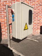 Werfkast met metalen voet, Ophalen, Gebruikt, Kabel of Snoer