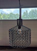 Industriële stalen hanglamp – robuust en stijlvol, Huis en Inrichting, Lampen | Hanglampen, Ophalen, Zo goed als nieuw