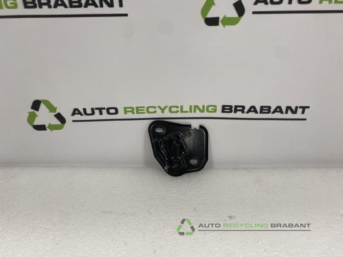 Slotmechaniek Motorkap van een Audi A6, Gebruikt, -, -, Ophalen of Verzenden