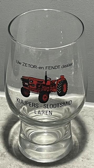 glas reclame Zetor Fendt trekker Kuijpers Slootsmid Laren beschikbaar voor biedingen