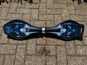 Waveboard blauw  beschikbaar voor biedingen