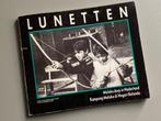 Lunetten. Moluks dorp in Nederland - Kampong Maluku di Neger, Ophalen of Verzenden, 20e eeuw of later, Zo goed als nieuw