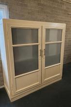 Kast,  Voorraadkast, Opbergkast, Ophalen, Gebruikt