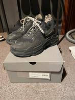 Balenciaga triple s, Zwart, Ophalen of Verzenden, Balenciaga, Sneakers of Gympen