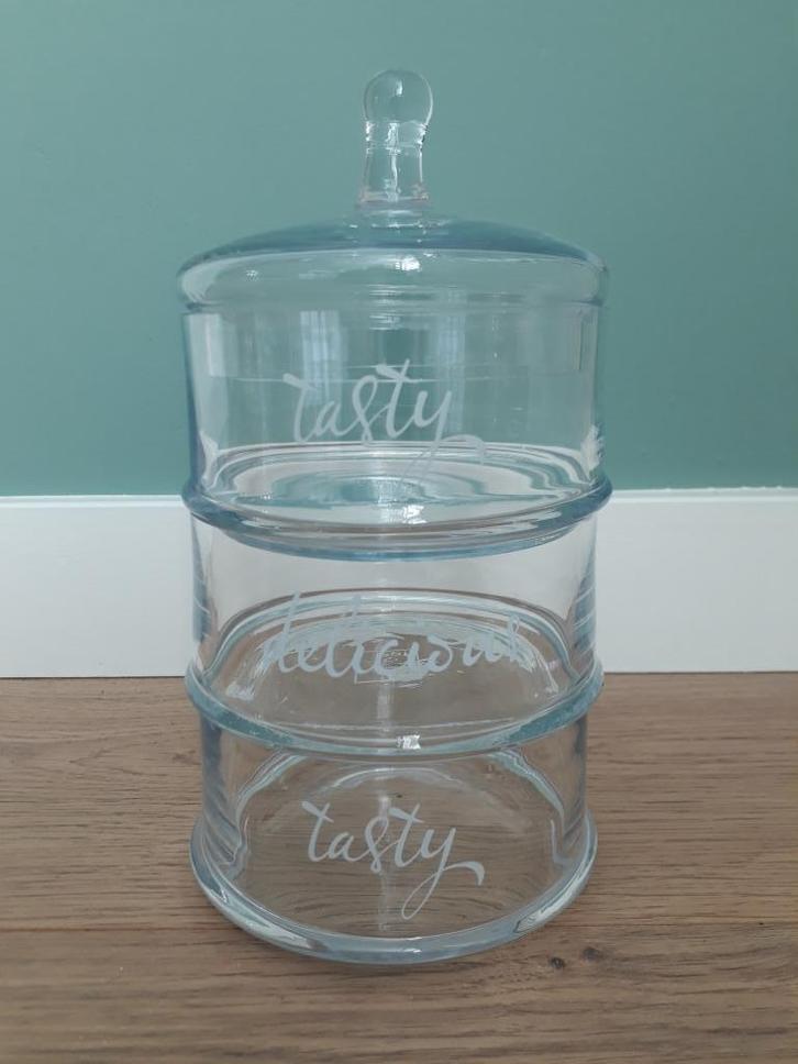 Glazen voorraadpot stapelbaar driedelig glas met tekst NIEUW, Huis en Inrichting, Keuken | Servies, Nieuw, Glas, Ophalen