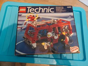 Lego Technic 8280 Brandweer beschikbaar voor biedingen