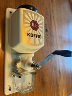 Vintage DE wandkoffiemolen, Antiek en Kunst, Ophalen