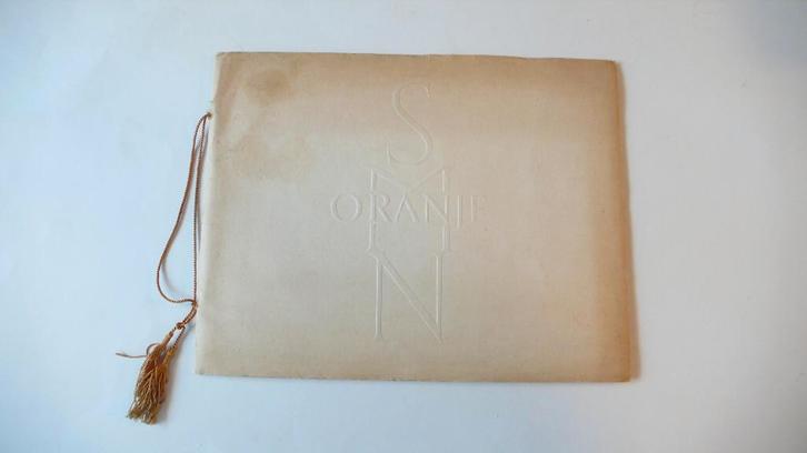 MS Oranje, uitgave tewaterlating 1938 door Kon. Wilhelmina, Verzamelen, Scheepvaart, Zo goed als nieuw, Boek of Tijdschrift, Motorboot