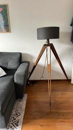 For Sale: Living Room Lamp, Ophalen of Verzenden, Zo goed als nieuw, Minder dan 100 cm