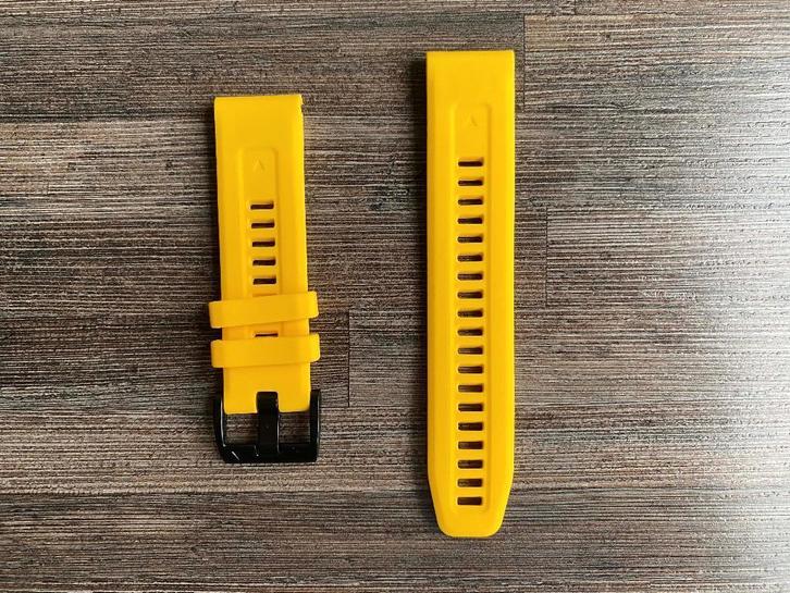25014 Polsbanden Quickfit Garmin 22mm, nieuw, Sieraden, Tassen en Uiterlijk, Sporthorloges, Nieuw, Android, Geel, Ophalen of Verzenden