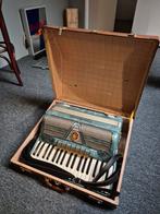 Marinucci accordeon, 3 korige 80 basser - compleet, Muziek en Instrumenten, Accordeons, 80-bas, Zo goed als nieuw, Marinucci, Met riemen