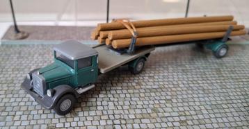 Wiking 3420 Mercedes Benz L2500 + boomstam aanhanger, 1/87 beschikbaar voor biedingen