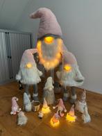 Gnome familie 1x 158cm met licht en muziek 2x 84cm met licht, Diversen, Kerst, Ophalen, Zo goed als nieuw