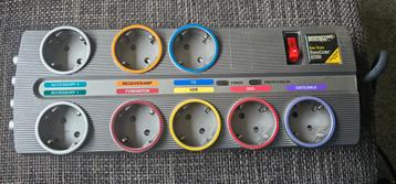 Monster PowerCenter HT800 - Netfilter / Stroomverdeler beschikbaar voor biedingen