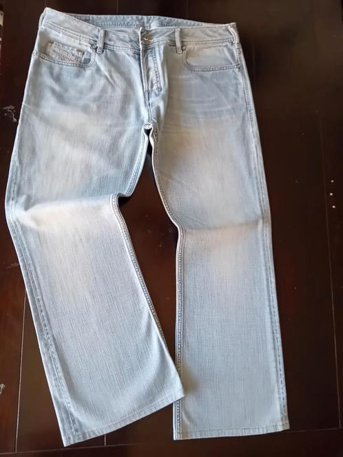 ZGAN CLASSIC DIESEL ZATHAN REGULAR BOOTCUT JEANS SIZE 36/30!, Kleding | Heren, Spijkerbroeken en Jeans, Zo goed als nieuw, W36 - W38 (confectie 52/54)