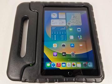 Apple iPad 5 - 32GB - Incl. Kidscover - ACTIE, OP=OP! beschikbaar voor biedingen