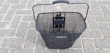 Afneembaar fietsmandje, merk Basil beschikbaar voor biedingen