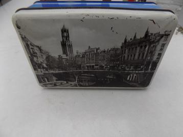 Blik afbeelding oude gracht Utrecht jaren 60 beschikbaar voor biedingen