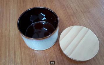 Leuk potje met houten deksel. ZGAN! beschikbaar voor biedingen