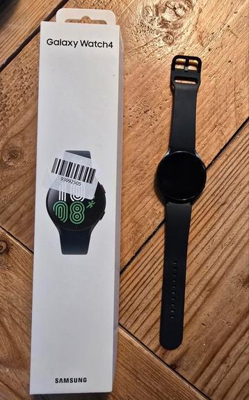Samsung Galaxy Watch4 44mm Groen beschikbaar voor biedingen