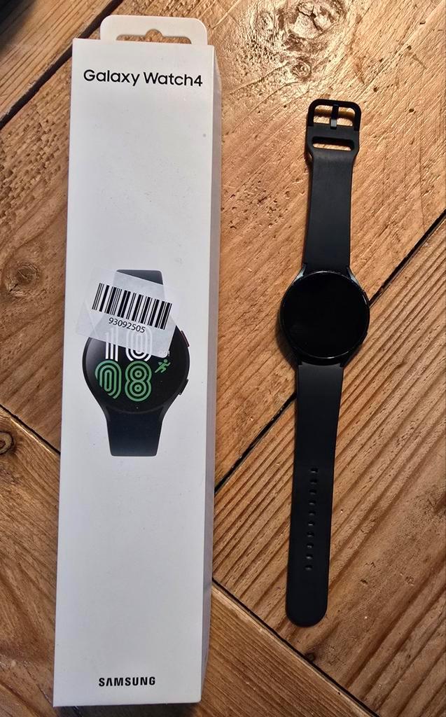Samsung Galaxy Watch4 44mm Groen, Sieraden, Tassen en Uiterlijk, Smartwatches, Zo goed als nieuw, Android, Groen, Ophalen of Verzenden