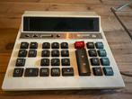 Vintage Sharp CS1122 rekenmachine, Diversen, Rekenmachines, Ophalen of Verzenden, Zo goed als nieuw
