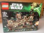 Lego StarWars UCS Ewok Village 10236, Ophalen of Verzenden, Zo goed als nieuw