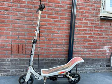 Space scooter beschikbaar voor biedingen